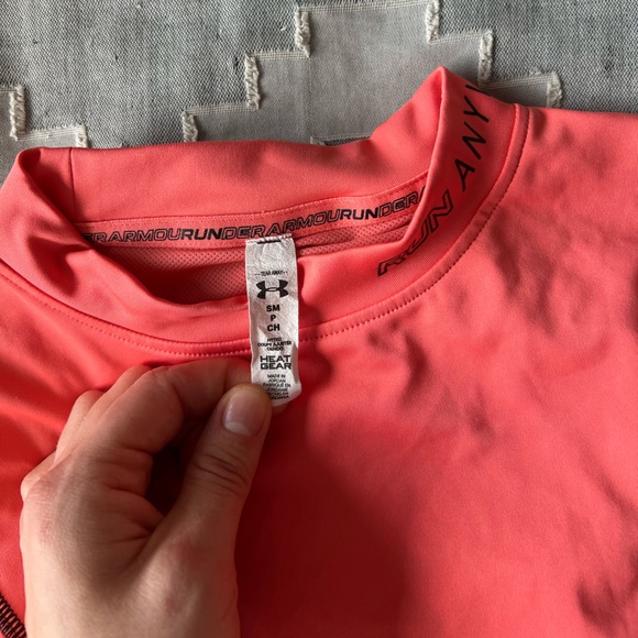 Under Armour heat gear long sleeve (slim fit) - small - Picture 2 of 5